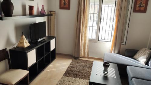 Zdjęcie z galerii obiektu Apartamento America 5 w mieście Nerja