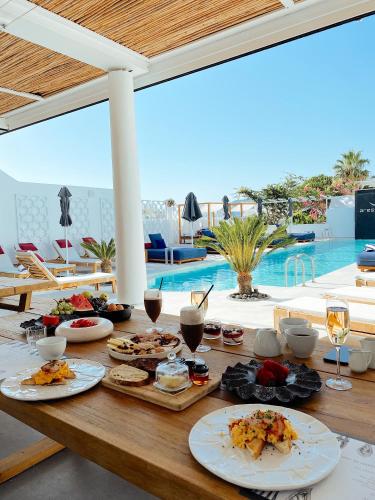Aressana Spa Hotel & Suites - Small Luxury Hotels of the World photo 3