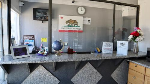 Gambar di galeri bagi Value Inn Bellflower di Bellflower