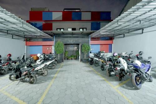 Fotografie z fotogalerie ubytování DPARAGON PRINGWULUNG v destinaci Yogyakarta