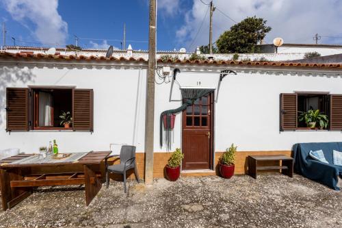 Cottage in historical town of Aljezur