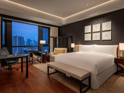 Galeriebild der Unterkunft Fairmont Wuhan in Wuhan