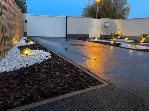 Photo de la galerie de l'établissement PARIS HOUSE, à Villejust