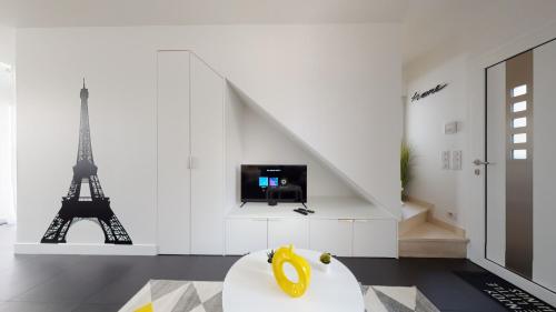 Photo de la galerie de l'établissement PARIS HOUSE, à Villejust