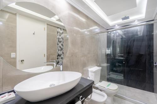 Koupelna v ubytování Hotel Romimar 3* Sup
