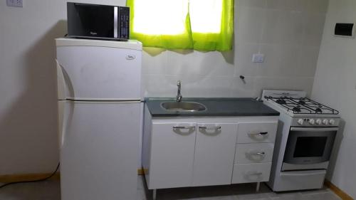 Dapur atau dapur kecil di CABAÑAS HUITRU