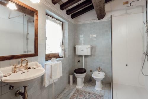 Bilik mandi di b&b casatorre
