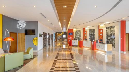 Galeriebild der Unterkunft ibis Gurgaon Golf Course Road - An Accor Brand in Gurgaon