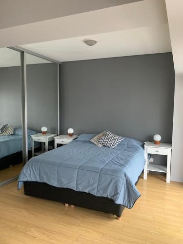 Tempat tidur dalam kamar di Lovely Studio en Palermo SOHO - Full amenities - Monoambiente