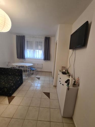 Foto da galeria de Zseki apartman em Hajdúszoboszló