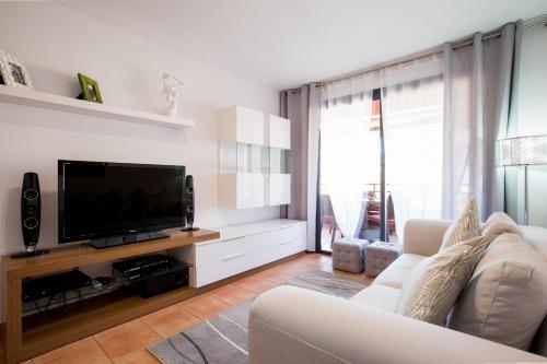 GO2TENERIFE Apart'Tera Solarium, Terraces, Swimming pools & Parking