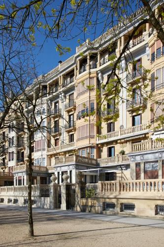 La Belle Ville by FeelFree Rentals