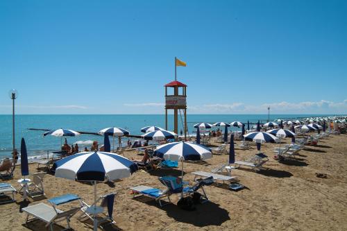 Gallery image of BETULLE Lido Altanea in Caorle