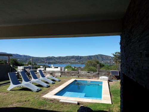 Widok na basen w obiekcie Casa hermosa vista lub jego pobliżu