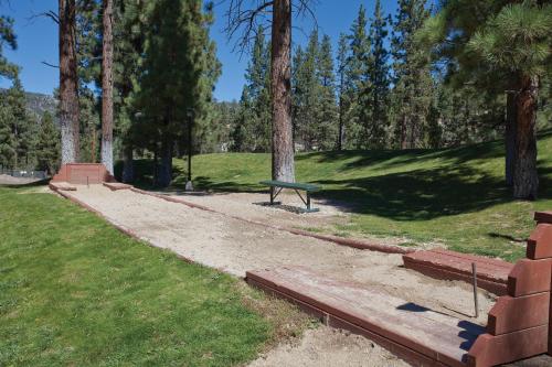 Vườn quanh WorldMark Big Bear Lake