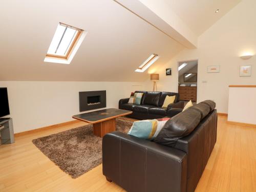 Cholwell Barn Apartment – Photos 3
