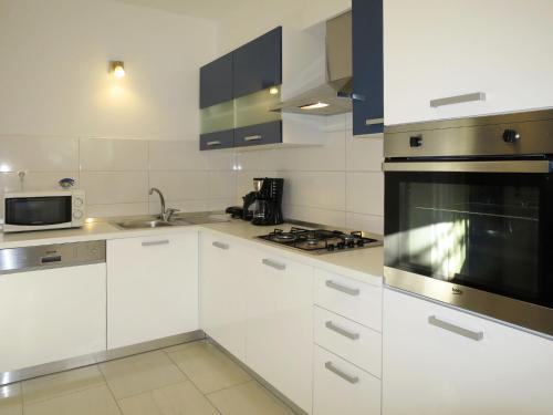 Apartment Klarić-2 by Interhome