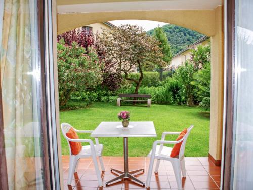 Zahrada ubytování Apartment Residenza Parcolago Apt 018 mit Garten by Interhome