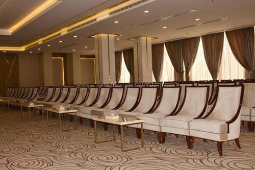 Χώρος καθιστικού στο Al Mutlaq Hotel Riyadh
