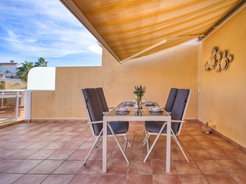 Balkón alebo terasa v ubytovaní Holiday Home Jardines de Denia I by Interhome