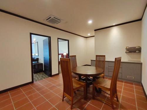 Гостиная зона в Riviera Suites Melaka