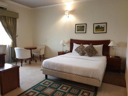 Foto da galeria de Room in Lodge - Bahamas Hotels International em Abuja