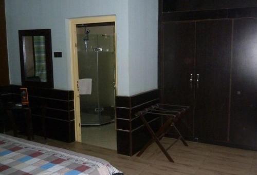 Gallery image ng Room in Lodge - Wise Penny Suites and Spa sa Asaba