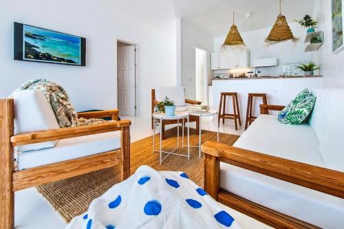 Posedenie v ubytovaní Apartamentos Cotillo Surf