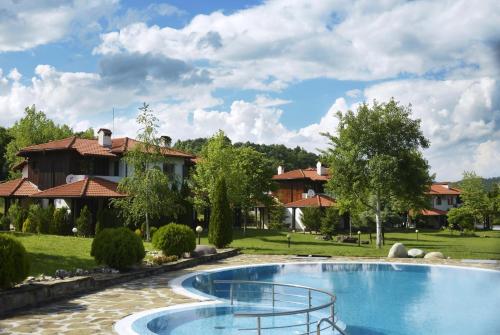 Къща за гости Volpe - Volpe Guesthouse tesisinde veya buraya yakın yüzme havuzu