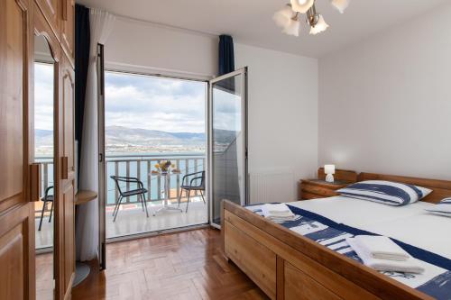 Foto dalla galleria di Hotel Buenavista Beach House Trogir a Trogir