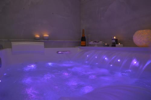 7 BLU Casa vacanze con idromassaggio photo 21