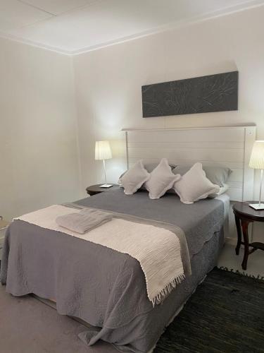 Ένα ή περισσότερα κρεβάτια σε δωμάτιο στο White River B & B