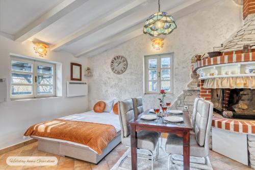Gallery image of Holiday Home Giardino Marino in Pomer
