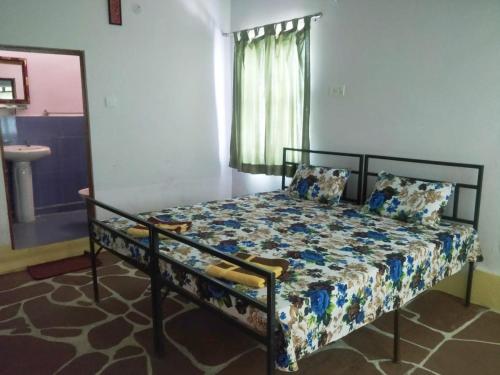 Postel nebo postele na pokoji v ubytování The Ghughuti Himalayan Homestay