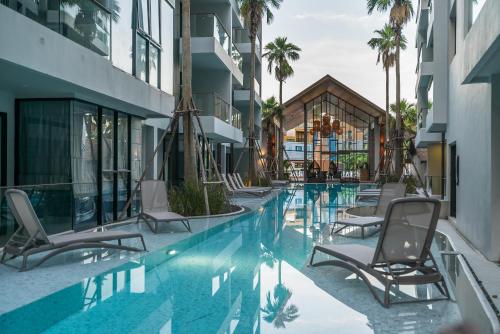 Πισίνα στο ή κοντά στο Apartment at Palmyrah Surin by Lofty