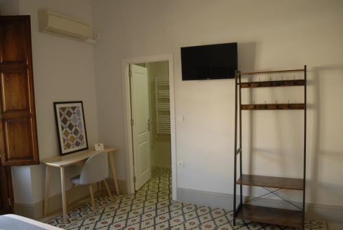 Gallery image of La Perla Granada Suites in Granada