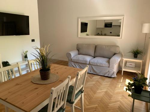 A television and/or entertainment centre at Verdi appartment