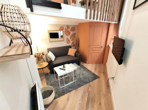 LE LANTERNIER - Hypercentre Les Quais - Netflix