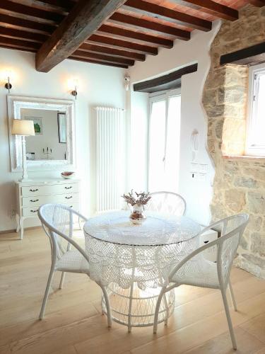 Φωτογραφία από το άλμπουμ του Villa Galearpe with private pool in Tuscany σε Salutio