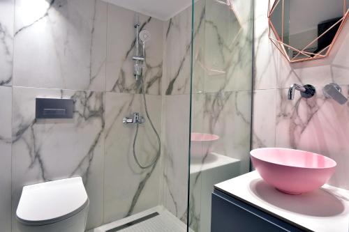 Queen 3 Apartment, in the heart of Corfu Historical Old Town Center