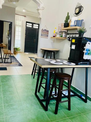 コタバルにあるHomestay Wan Dのギャラリーの写真