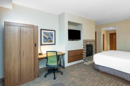 Afbeelding uit fotogalerij van Holiday Inn Express & Suites St George North - Zion, an IHG Hotel in Washington