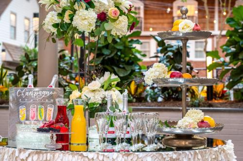 Bebidas en Crowne Plaza Albany - The Desmond Hotel