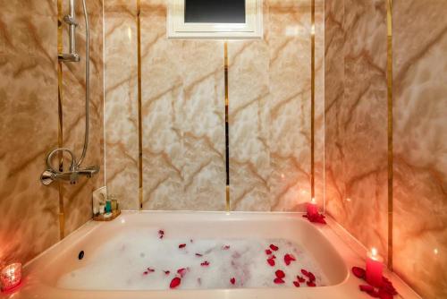 Ένα μπάνιο στο الخالدية سويت Khaldiyah Suite