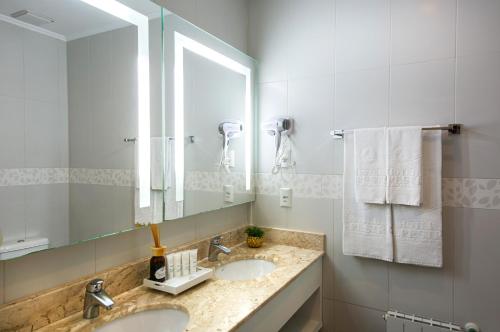 Ένα μπάνιο στο Hotel Alpestre