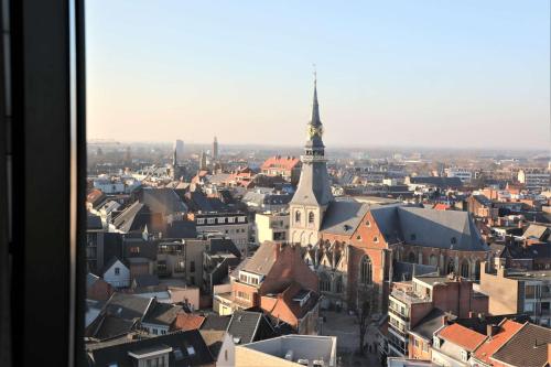 Uma vista geral de Hasselt ou a vista da cidade a partir do hotel