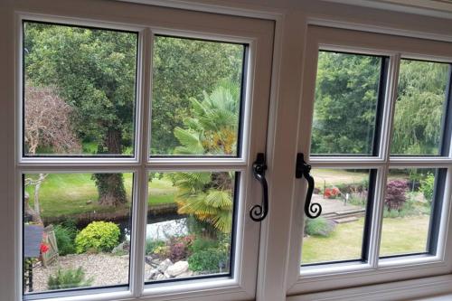 Gallery image of Riverside Lodge Pied a Terre in Fordingbridge