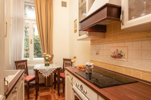 Gallery image of Apartment Villa Regaly in Opatija