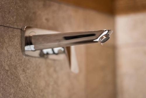 a door knob with a water drop on it at Chalet-karwendel in Terfens