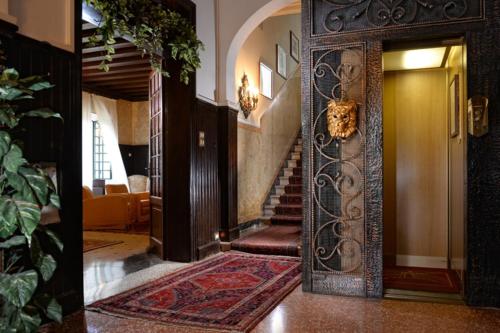 Hotel La Meridiana Image